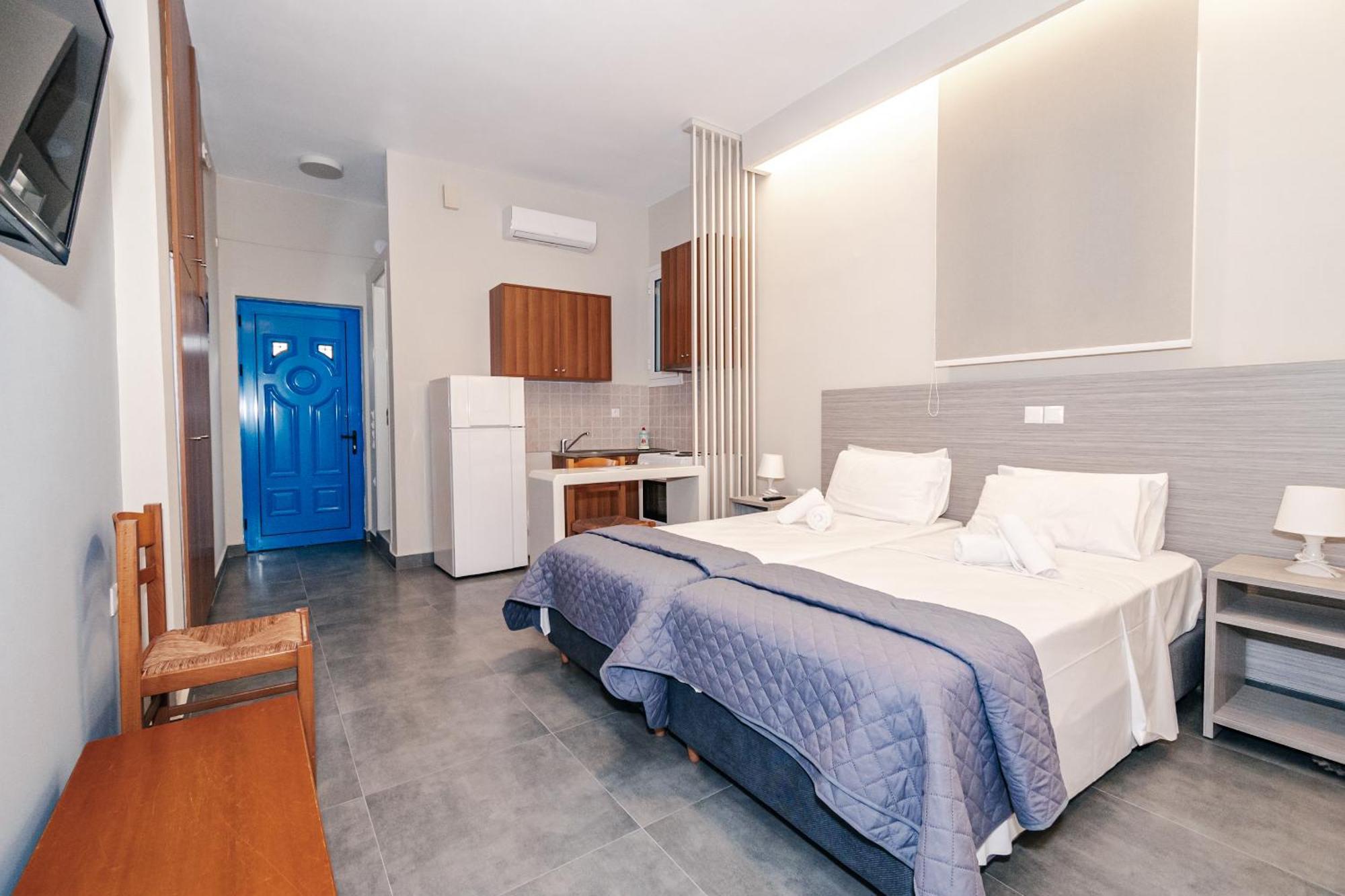 Mesogeios Hotel マラトポリス エクステリア 写真